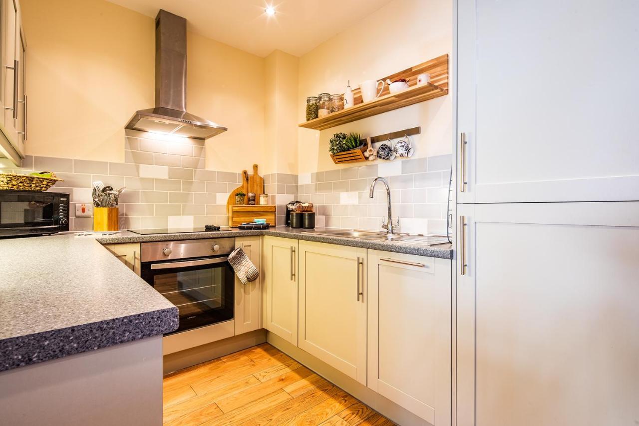 Buxton Centre Cosy Cottage With Free Secure Parking エクステリア 写真