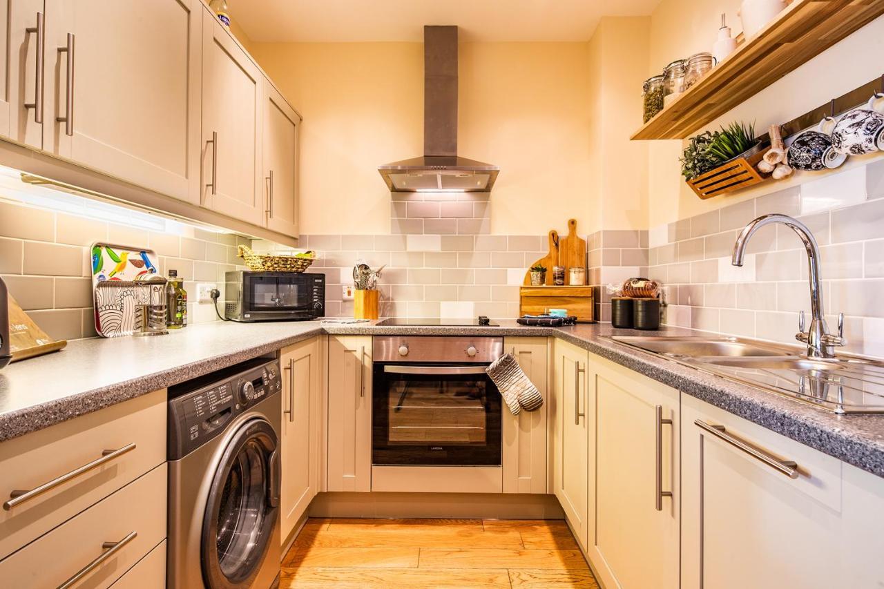Buxton Centre Cosy Cottage With Free Secure Parking エクステリア 写真