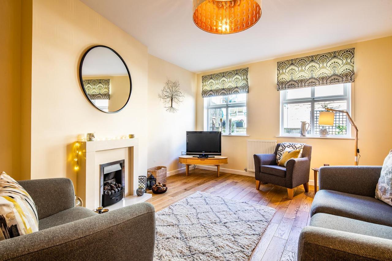Buxton Centre Cosy Cottage With Free Secure Parking エクステリア 写真