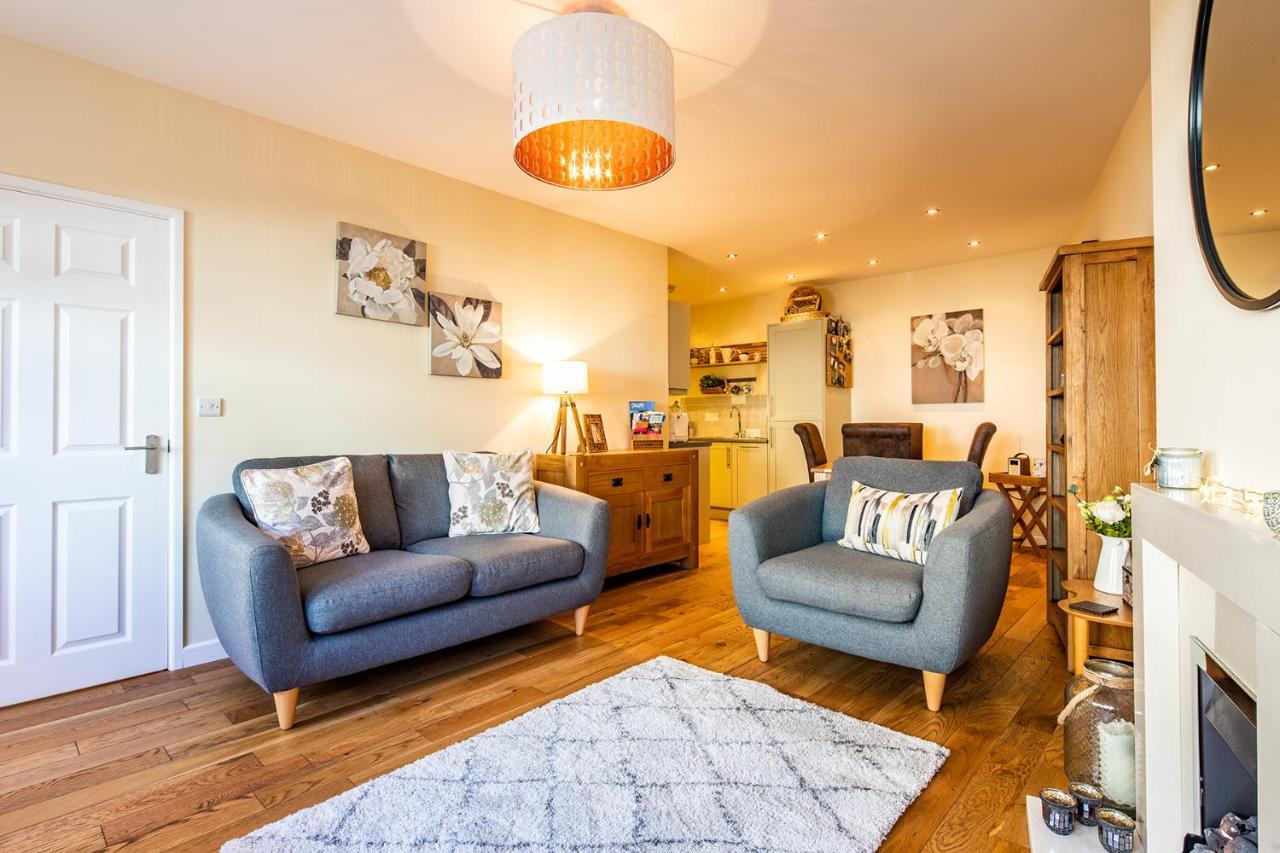 Buxton Centre Cosy Cottage With Free Secure Parking エクステリア 写真